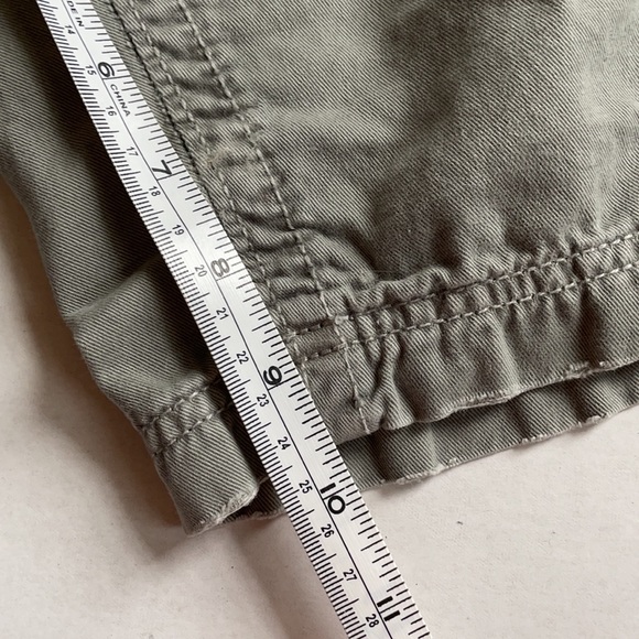 American Eagle Sz 26 Cargo Shorts - Picture 6 of 10